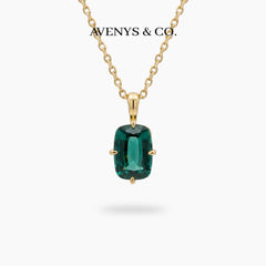 Modern Solitaire Necklace with Blue Oval Stone – on Yellow Gold