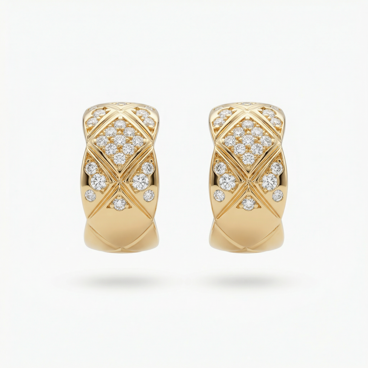 Crush Earrings with White Round Stone – on Yellow Gold