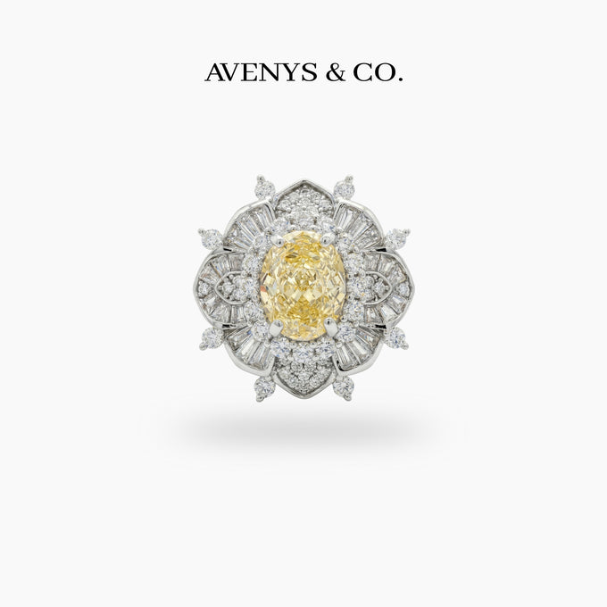 Bloom Burst Ring with Yellow Oval Stone – on White Gold