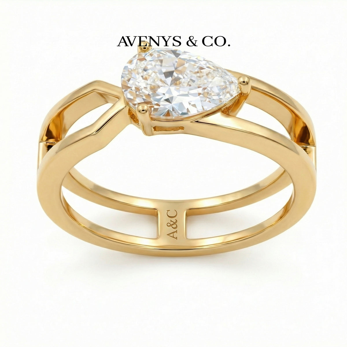 Bridge Classic Ring with White Pear Stone – on Yellow Gold