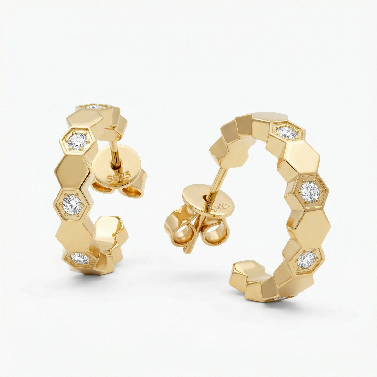 Honeycomb Earrings with White Round Stone – on Yellow Gold