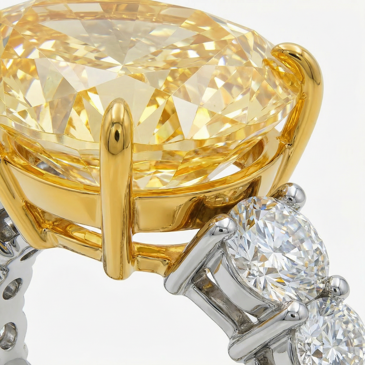 Queens Pear Pave Solitaire with Yellow Pear Stone – on White Gold
