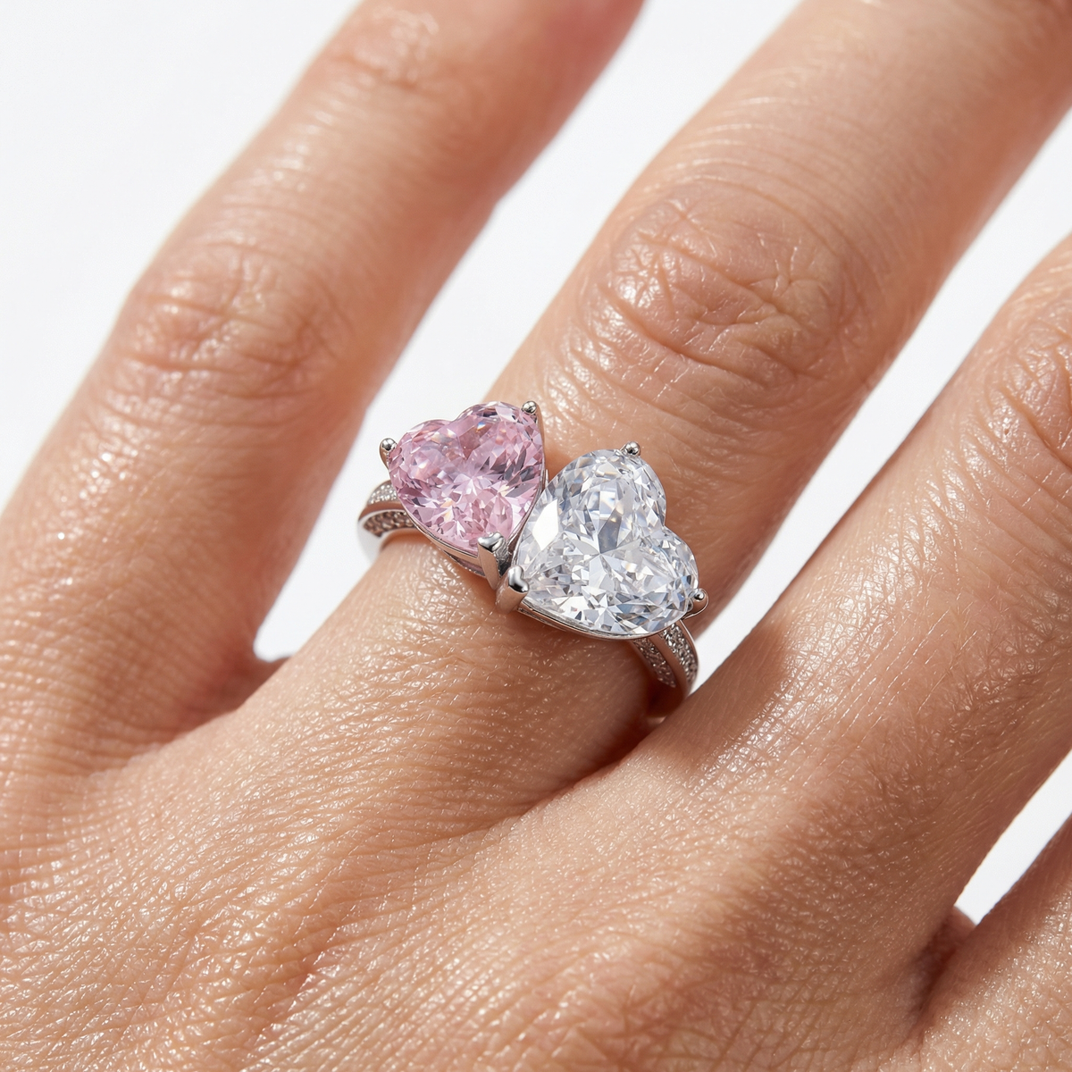 Love Et Toi with Pink Heart Stone – on White Gold