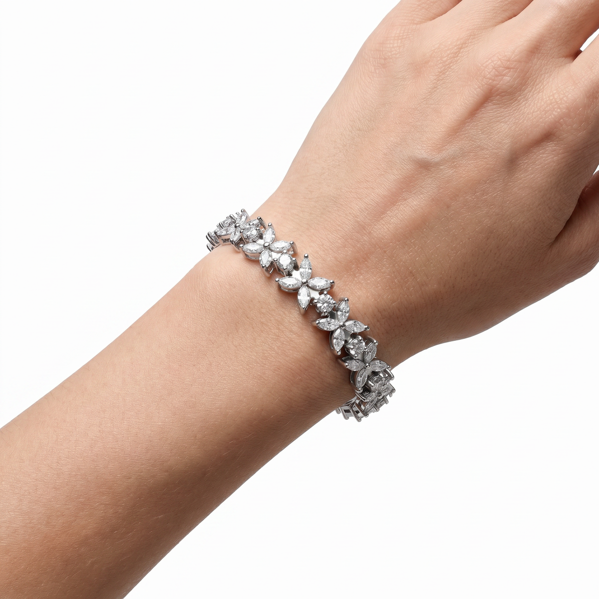 Star Eternity Classic Bracelet with White Marquise Stone – on White Gold