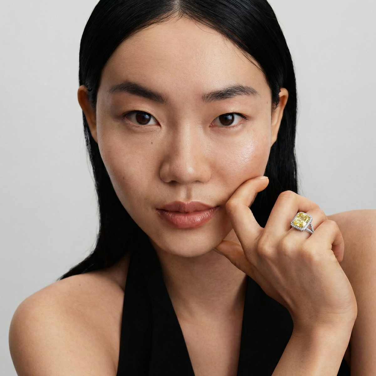 Sunset Radiant Ring with Yellow Radiant Stone – on White Gold