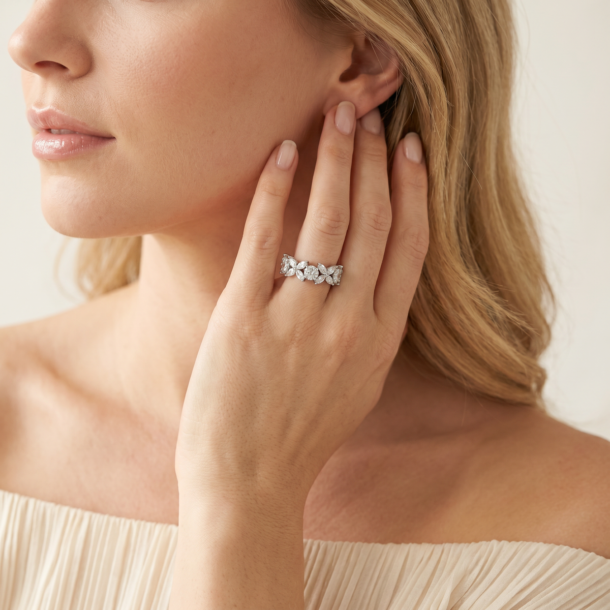Star Eternity Slim Ring with White Marquise Stone – on White Gold