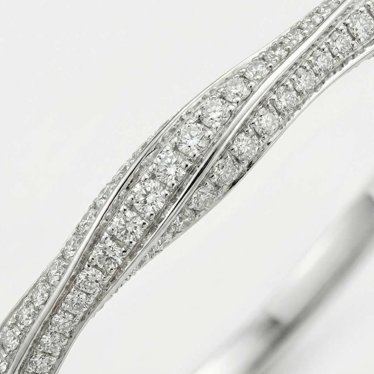 Spiral Bangle with White Round Stone – on White Gold