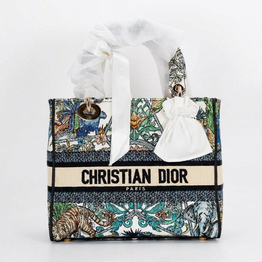 Dior Lady D-Lite Medium – Toile de Jouy Voyage Embroidery