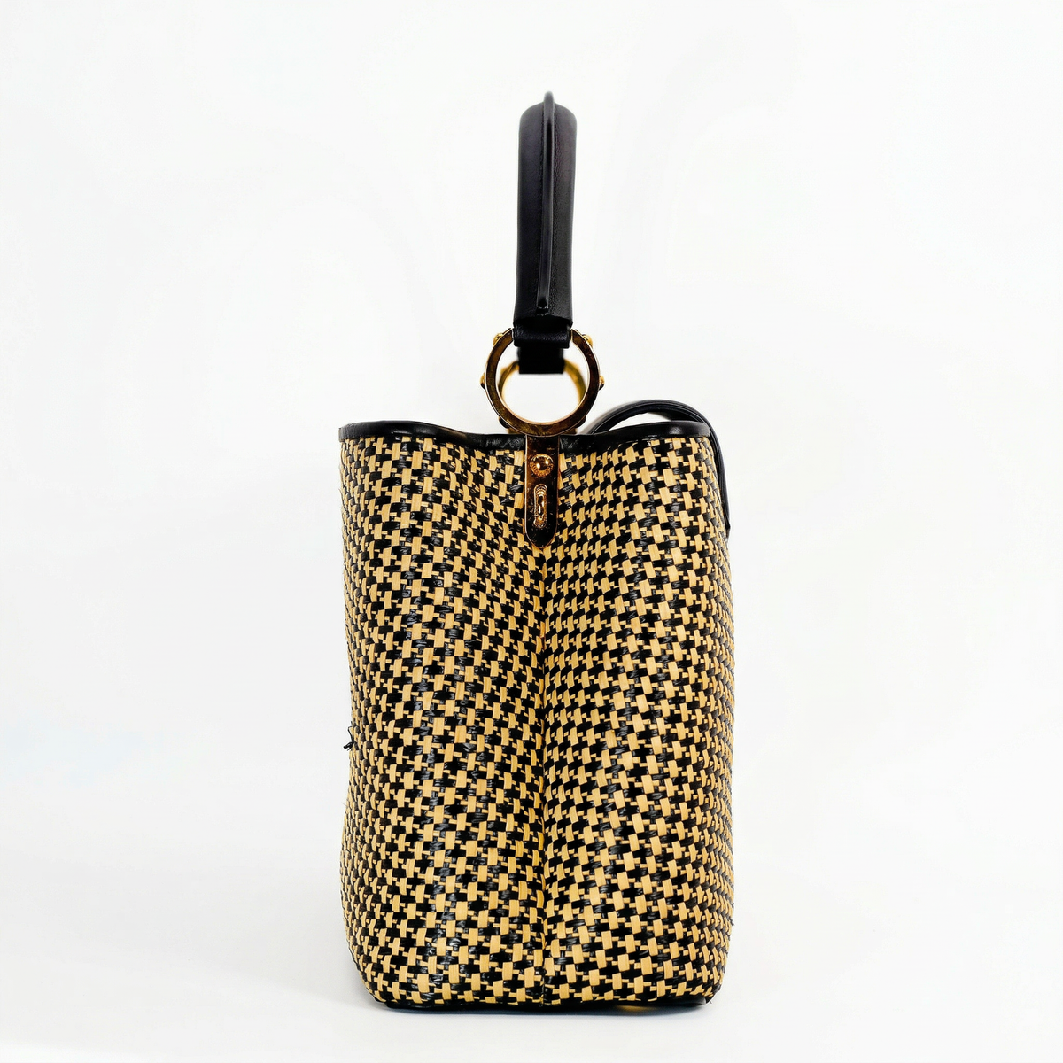 Louis Vuitton Capucines MM – Woven Raffia & Leather