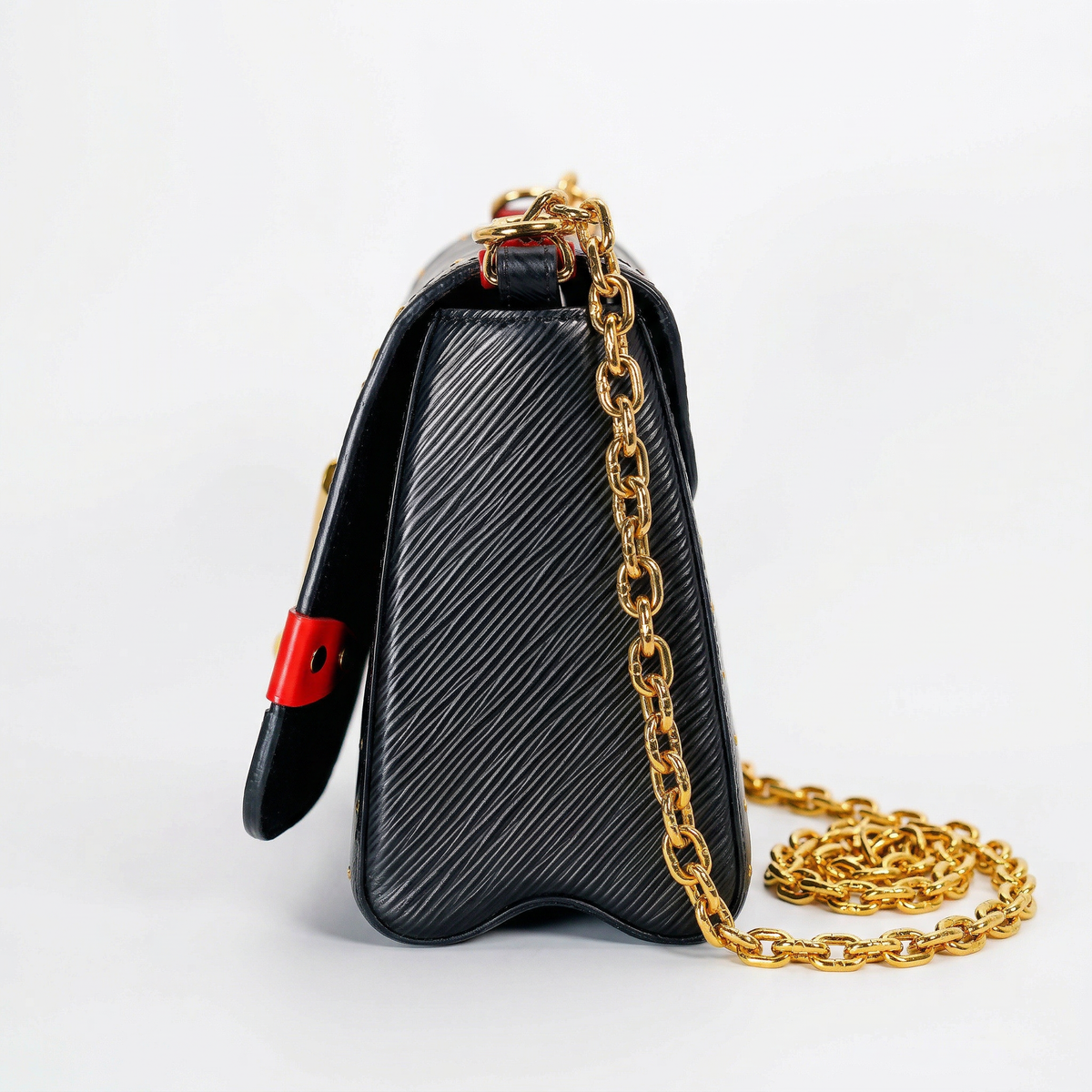 Louis Vuitton Twist MM – Monogram Canvas Trunk Edition (Sticker / Patch Detail)