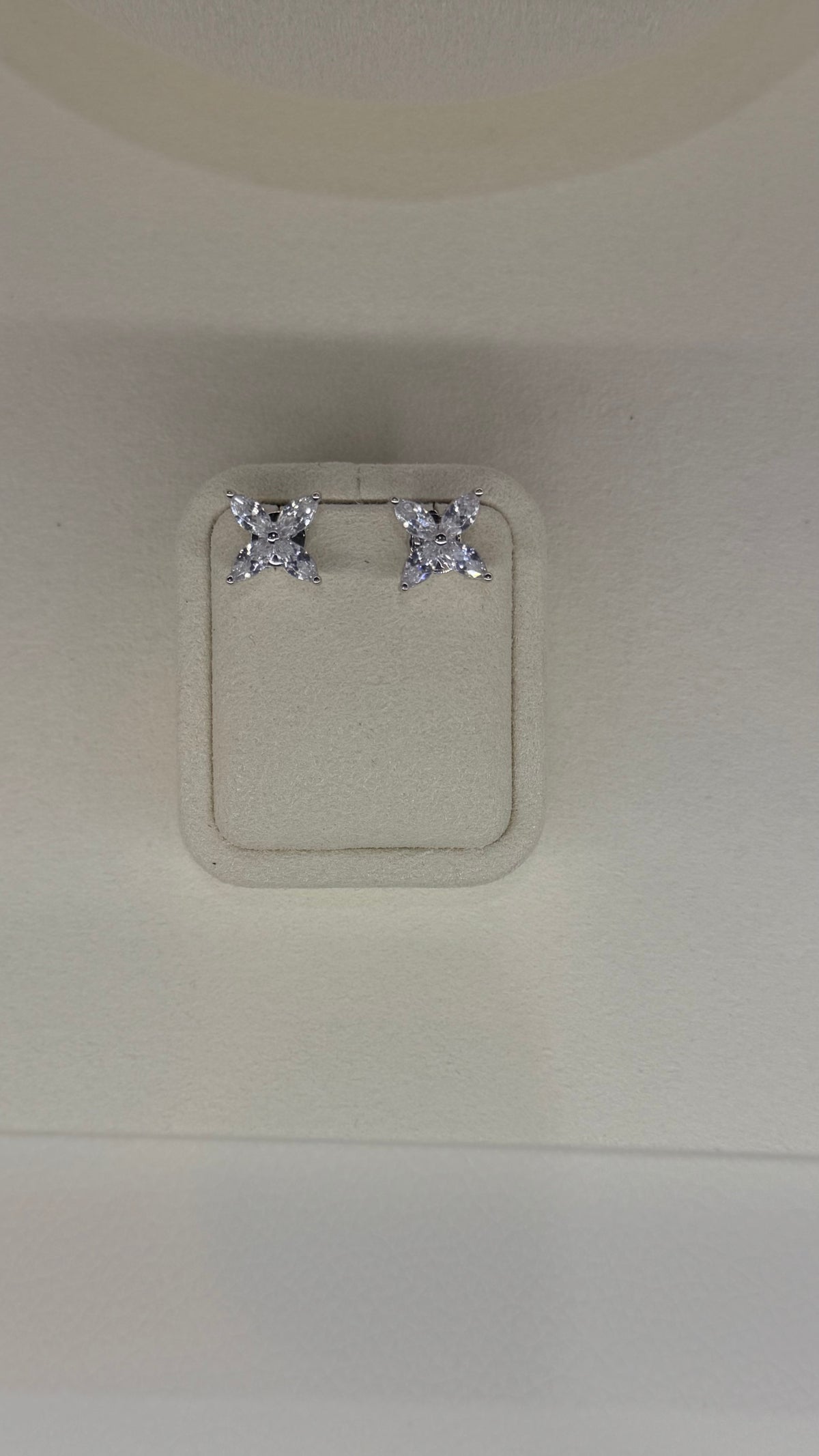 Star Marquis Stud Earrings