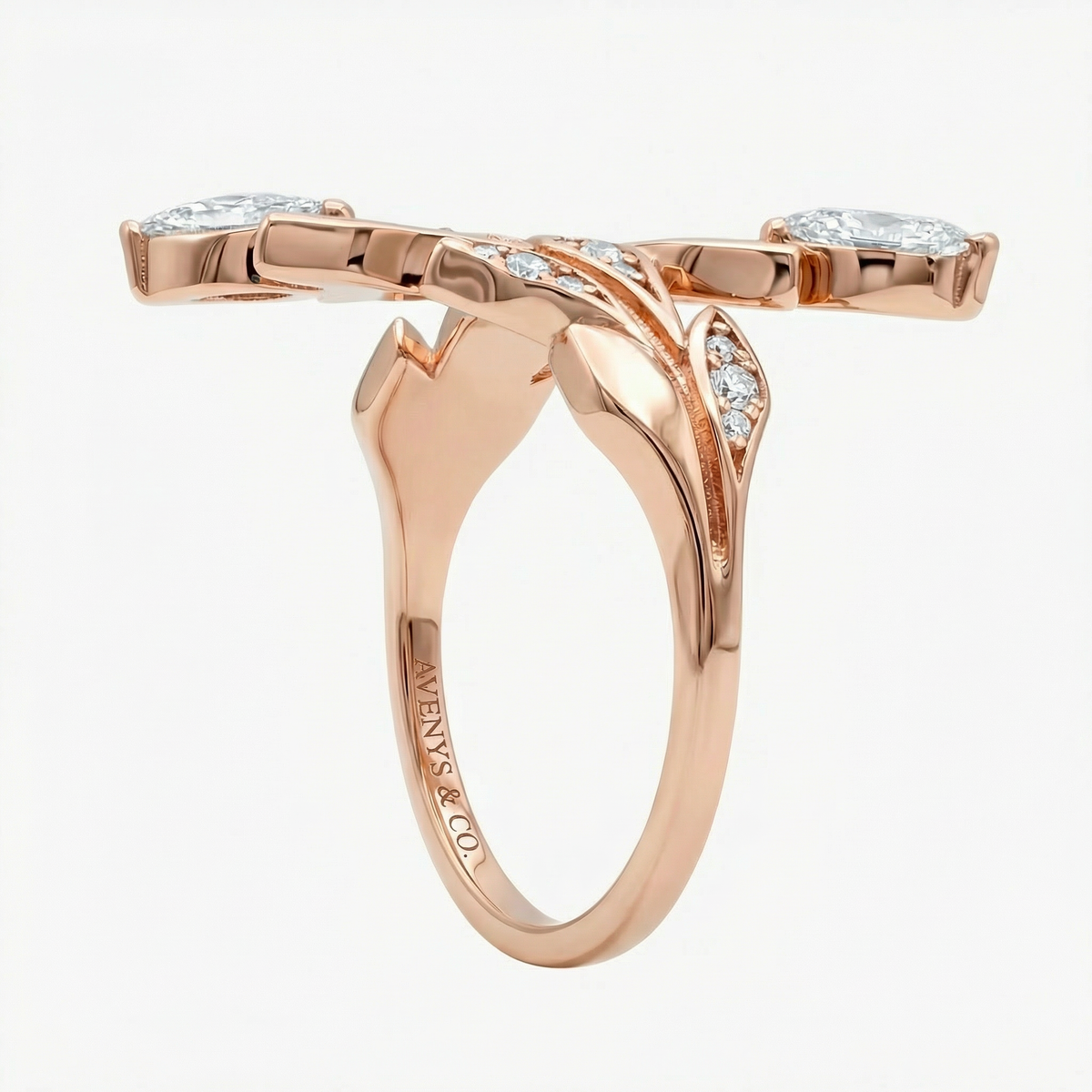 Leaf Ring with White Round Stone – on Yellow Gold