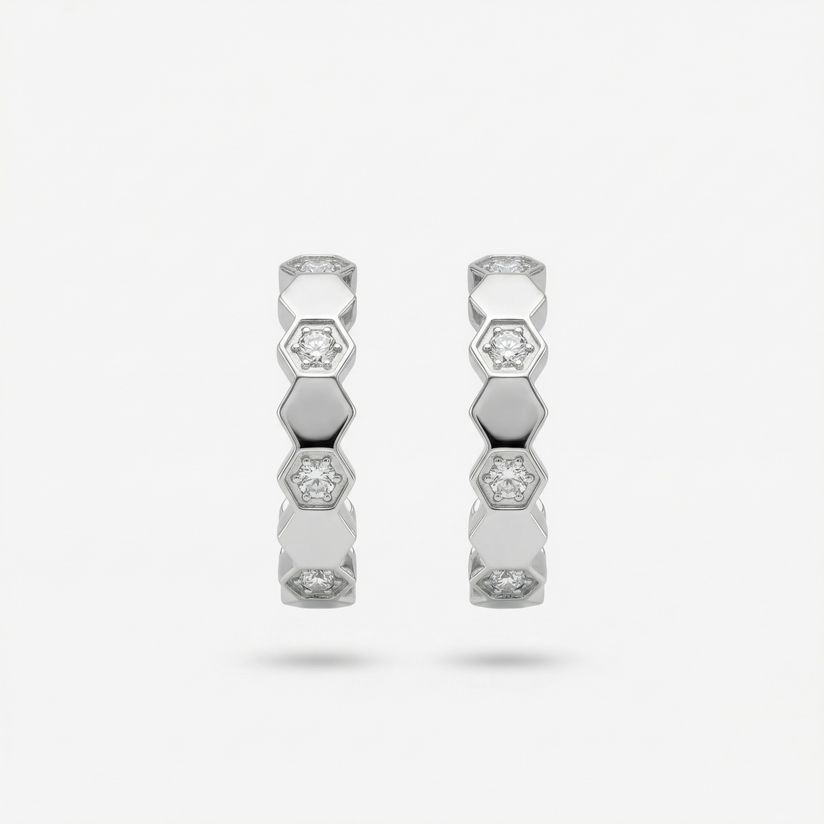 Honeycomb Earrings with White Round Stone – on White Gold