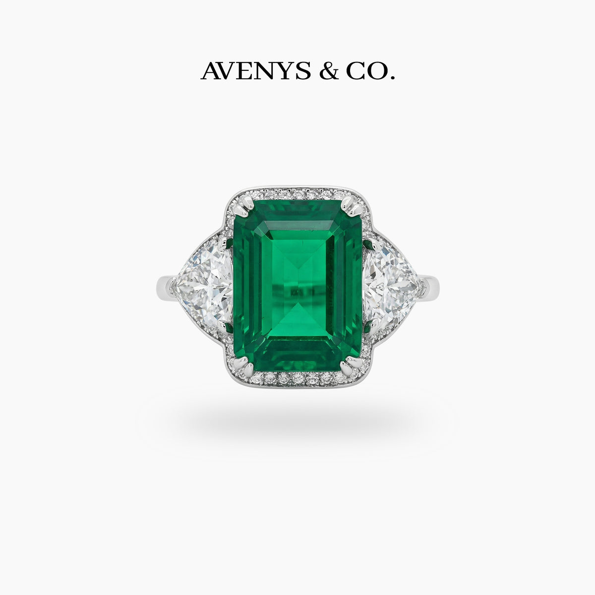 Queens Radiant Ring with Green Radiant Stone – on White Gold