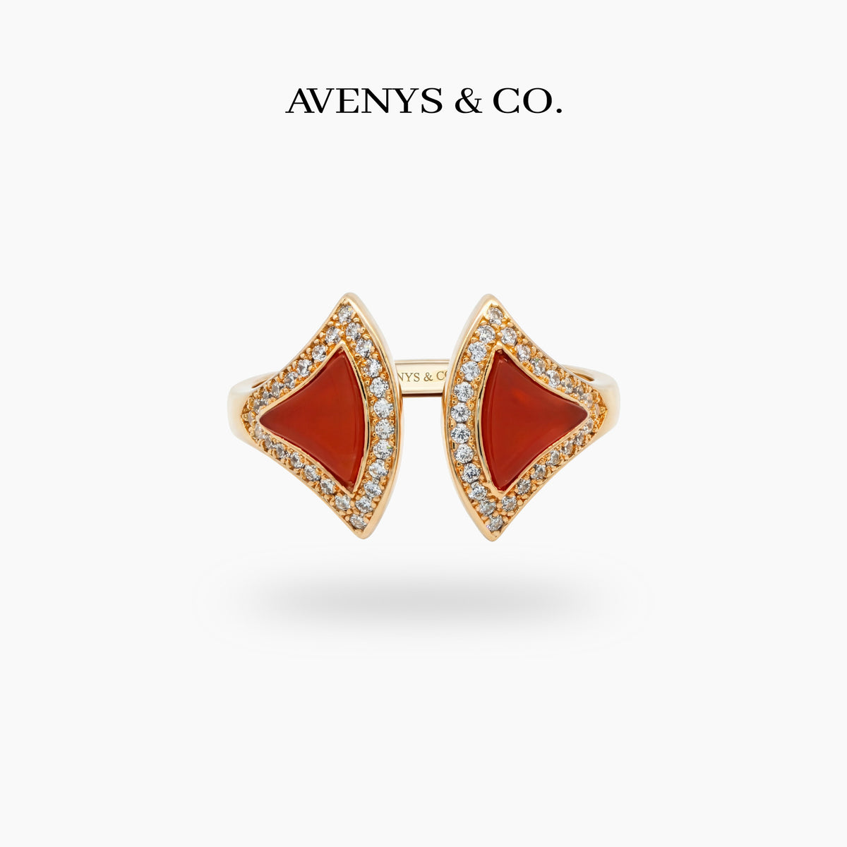 Fan Halo Ring with White Round Stone – on Yellow Gold
