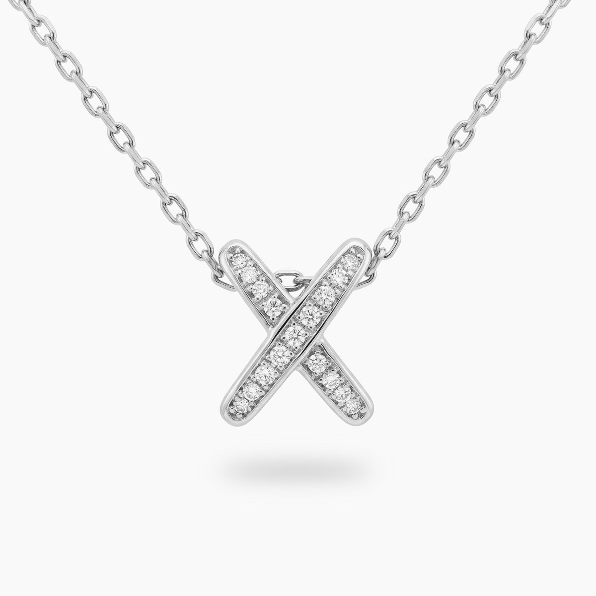 Interlink Necklace Rose Pendant with White Round Stone – on White Gold