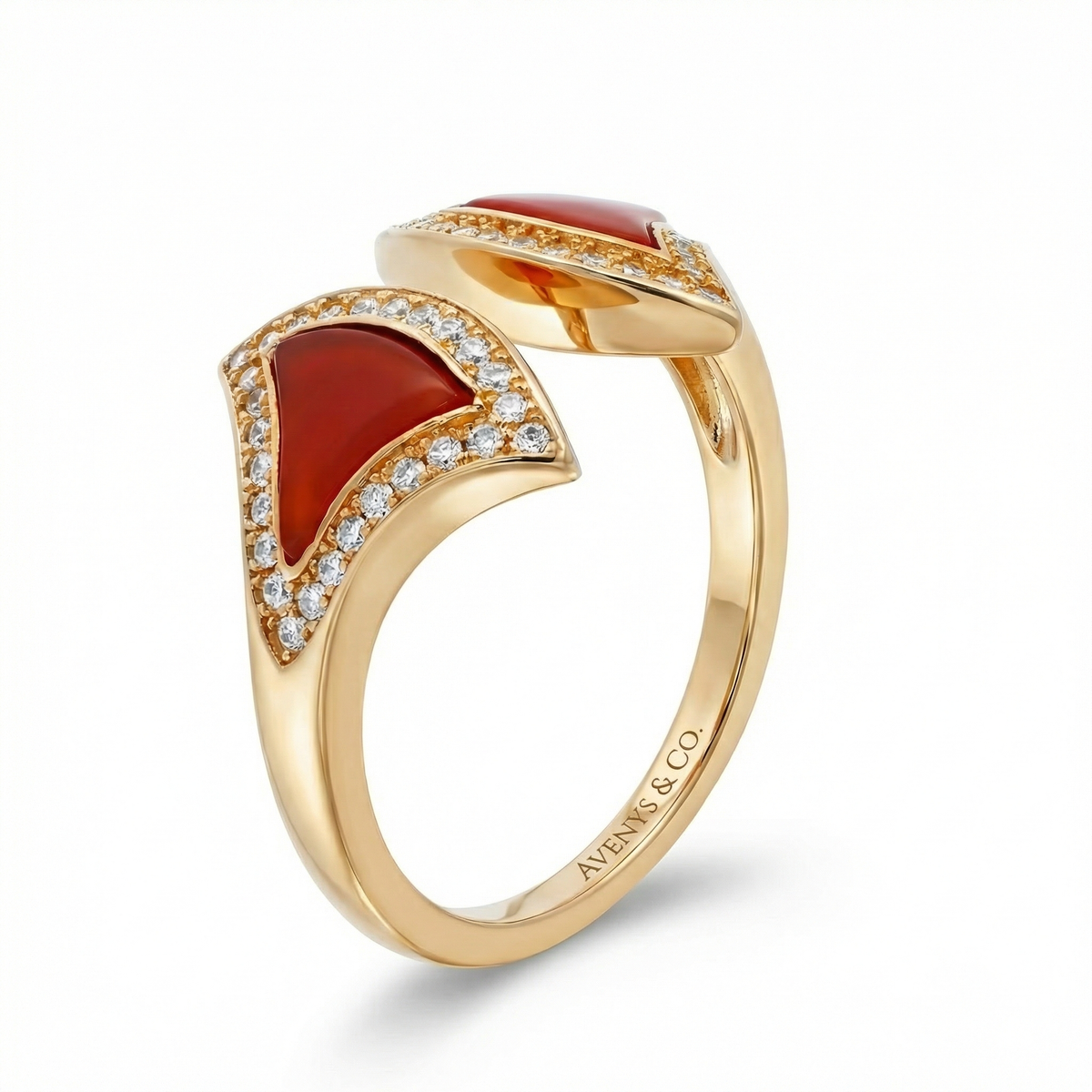 Fan Halo Ring with White Round Stone – on Yellow Gold