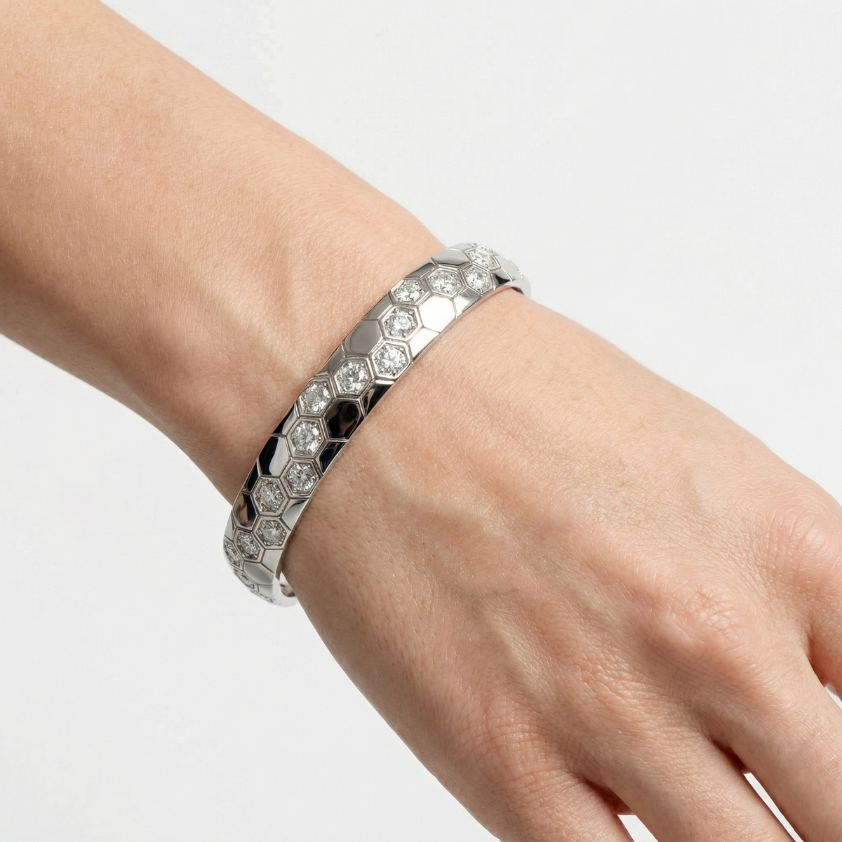 Honeycomb Wide Bangle with White Round Stone – on White Gold