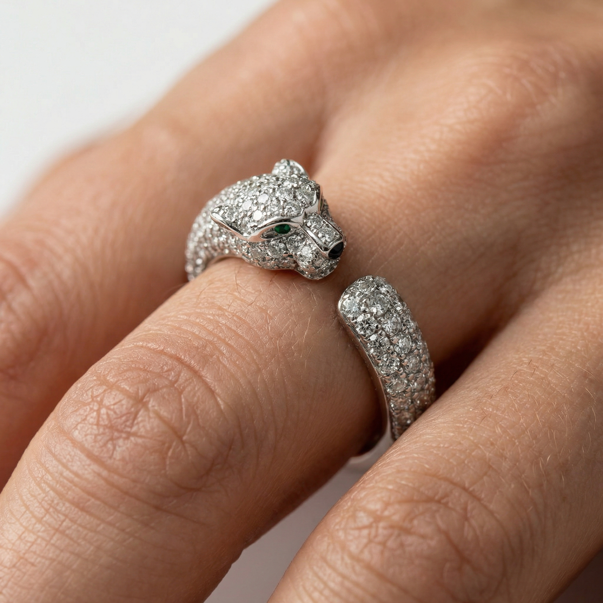 Tiger Pave Ring with White Round Stone – on White Gold