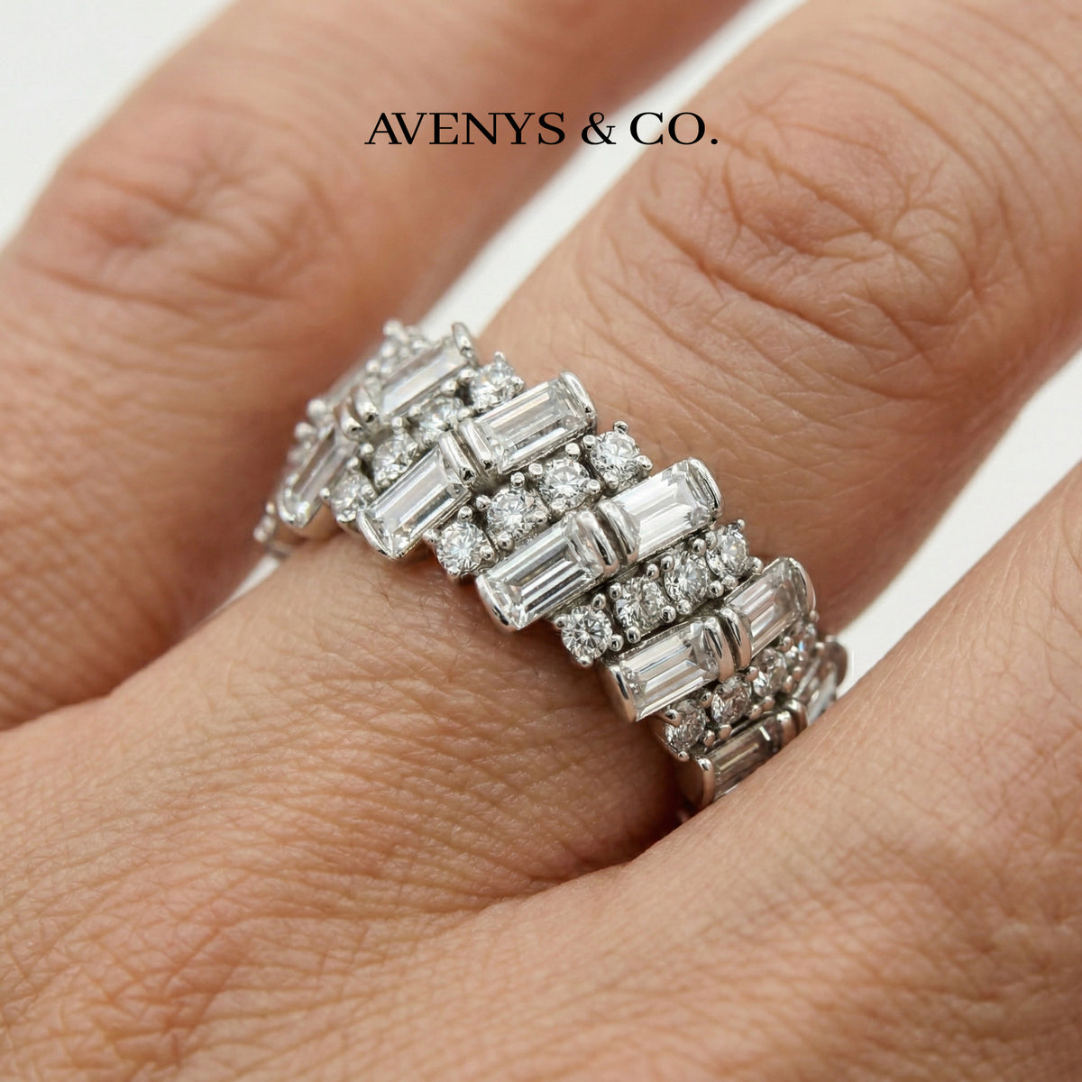 Lattice Classic Ring with White Round Stone – on White Gold