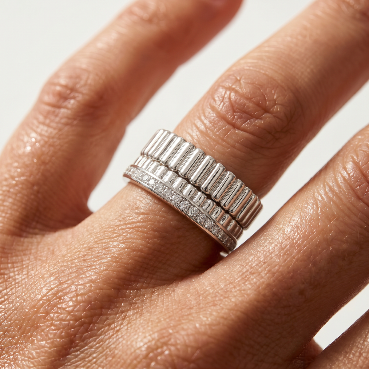Quatre Duo Band Ring Set - on White Gold — WEB view 5