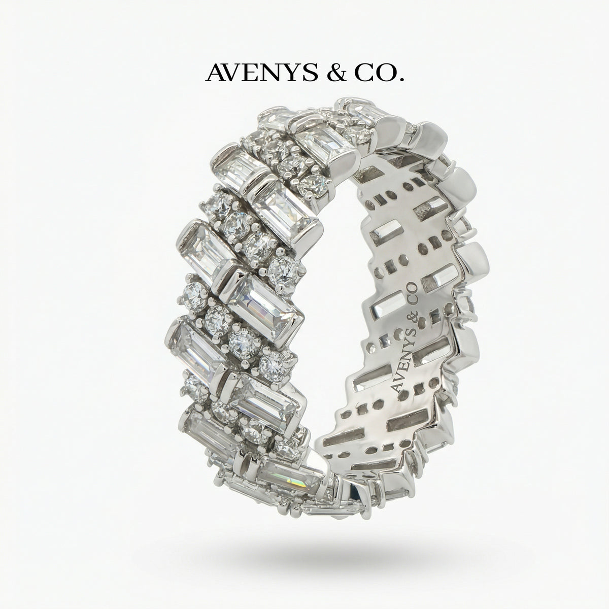 Lattice Classic Ring with White Round Stone – on White Gold