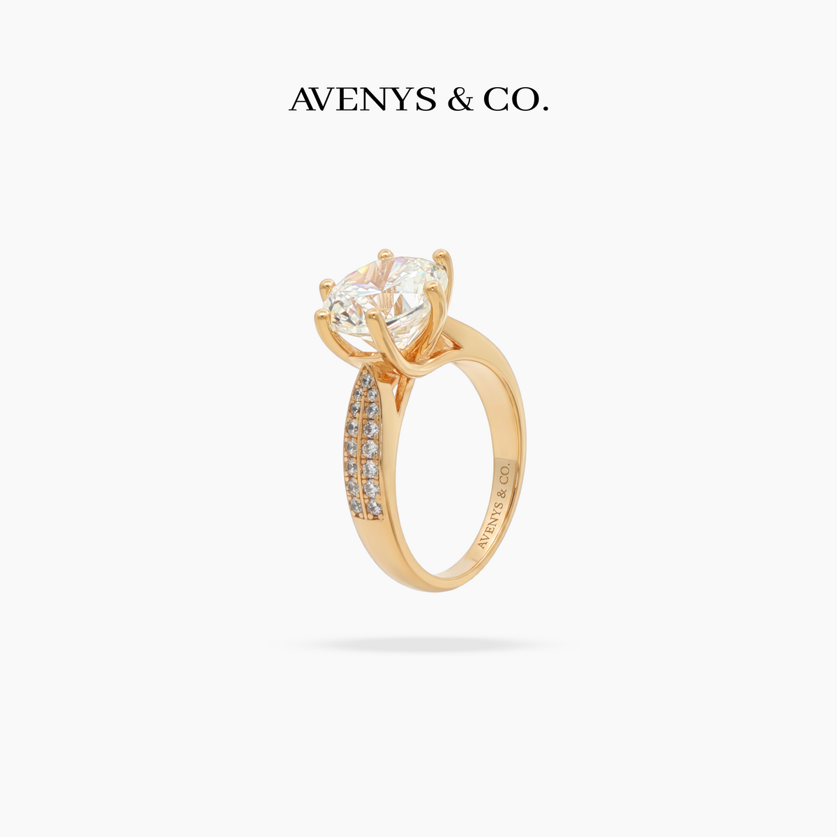 Twist Pave Solitaire Ring with white round stone on yellow gold, view 2