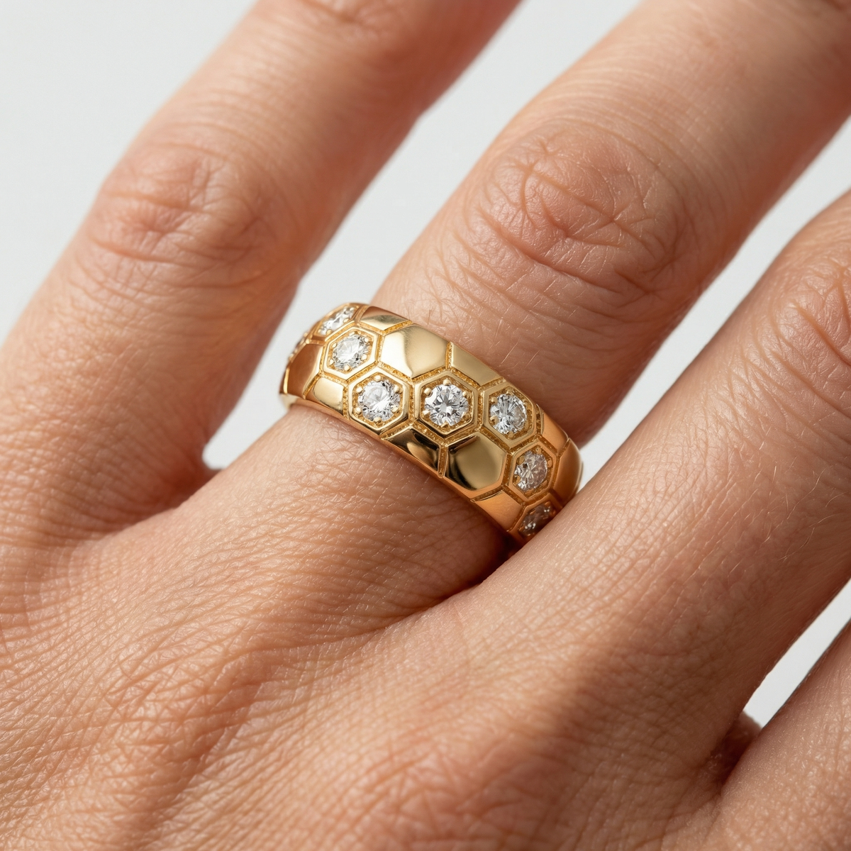 Honeycomb Wide Ring with White Round Stone – on Yellow Gold